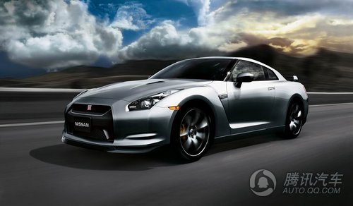 09款GT-R R35官方资料图