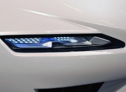 各有性能秘籍 细数巴黎车展十大超级跑车