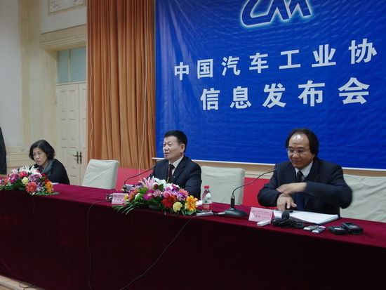 中汽协:2010年中国汽车产销将达1800万辆