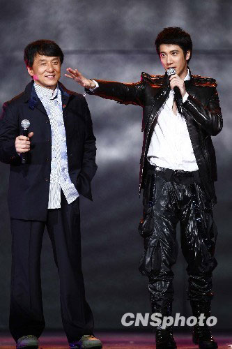 很多艺人蹭过机