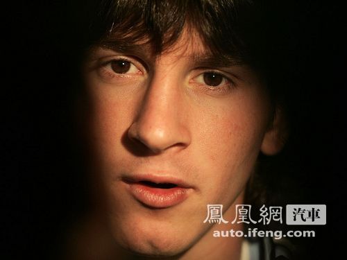 独家:奇瑞汽车北京车展签约足球巨星梅西\(2\)